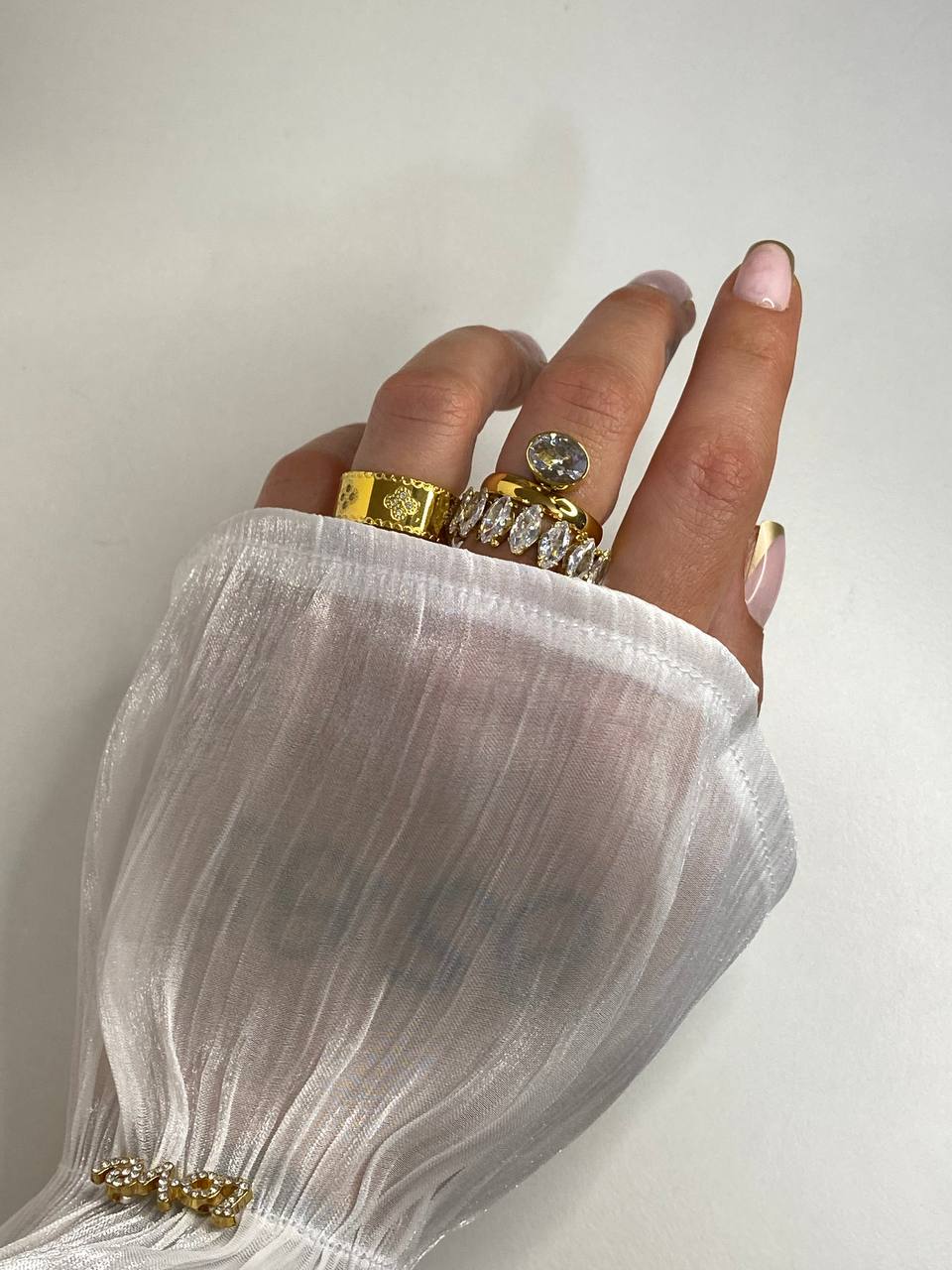 CHRISY * CLOVER RING *