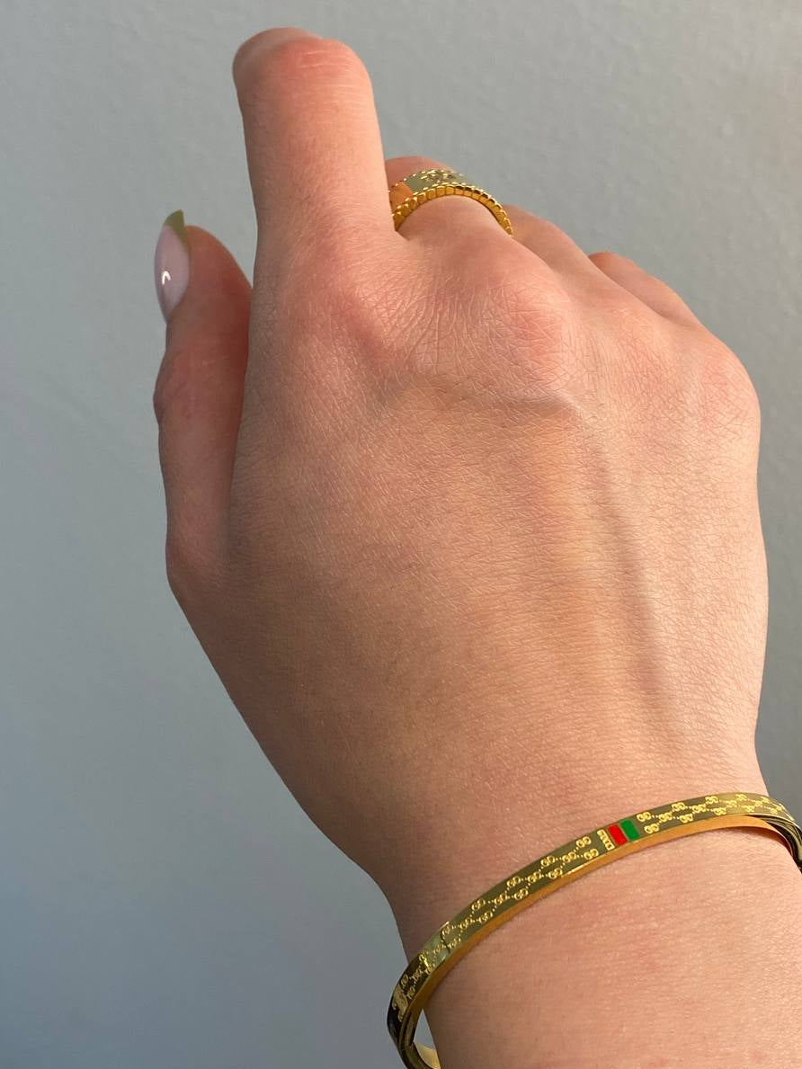 GRACE * BANGLE *