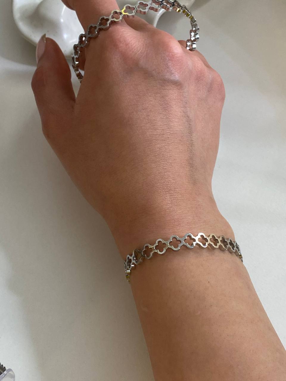 DIANA *CLOVER BANGLE*