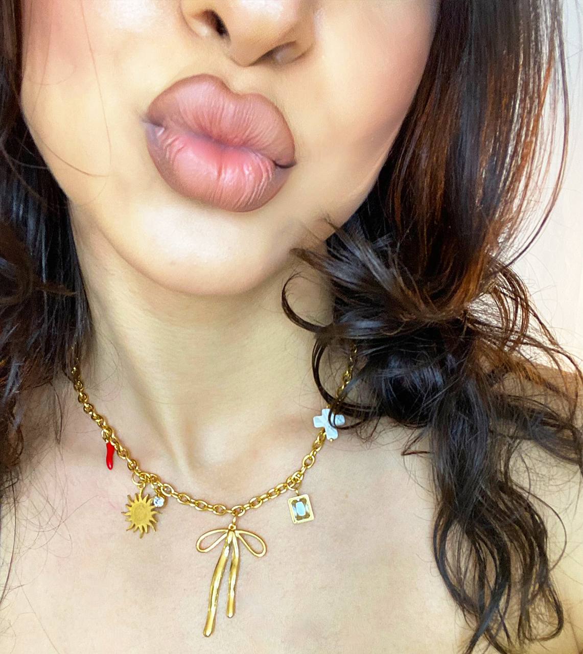 CECILIA * NECKLACE*