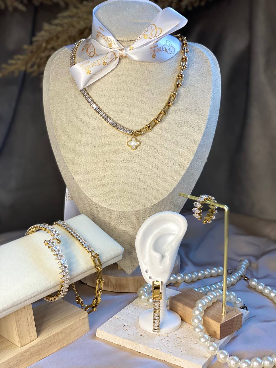 BENITA *CHUNKY CHAIN MEETS TENNIS SPARKLE NECKLACE*