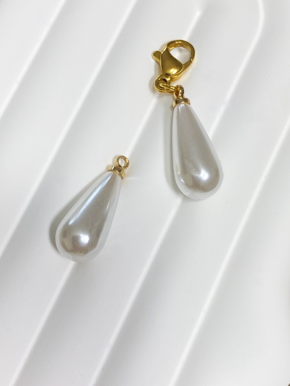 Pearl *Charms*