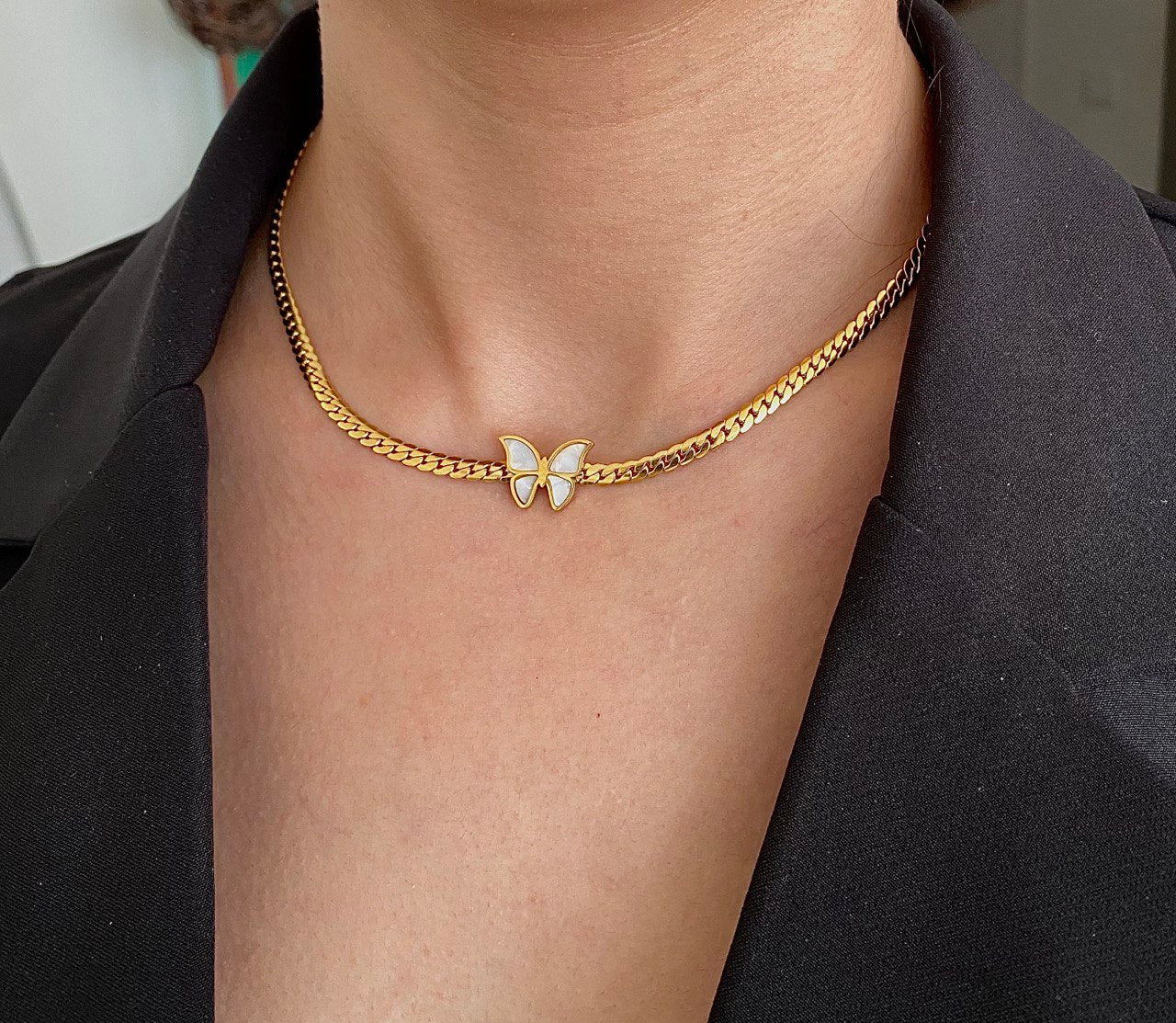 VIVIANA *BUTTERFLY NECKLACE *