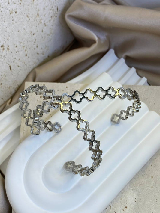 DIANA *CLOVER BANGLE*