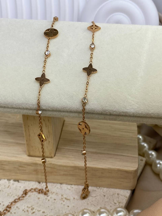 THEA * CLOVER BRACELET *