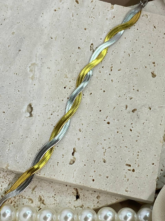 ماريا *السوار*