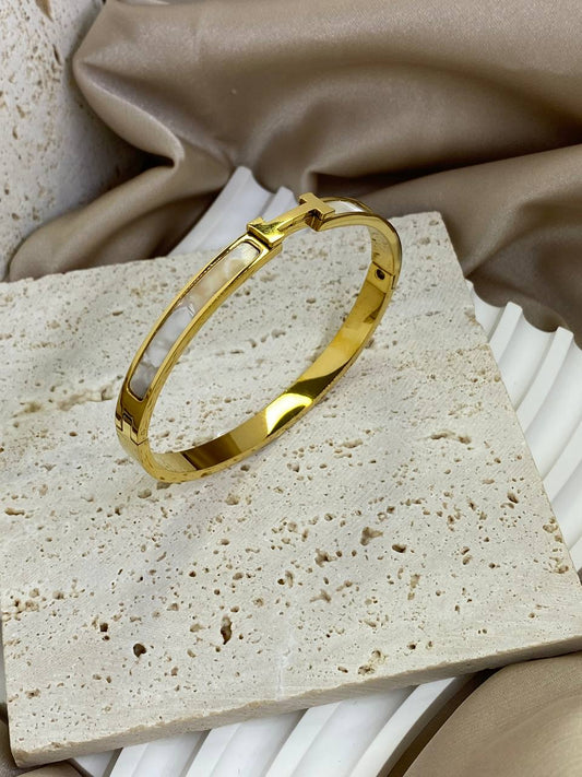HOSANNA * BANGLE *