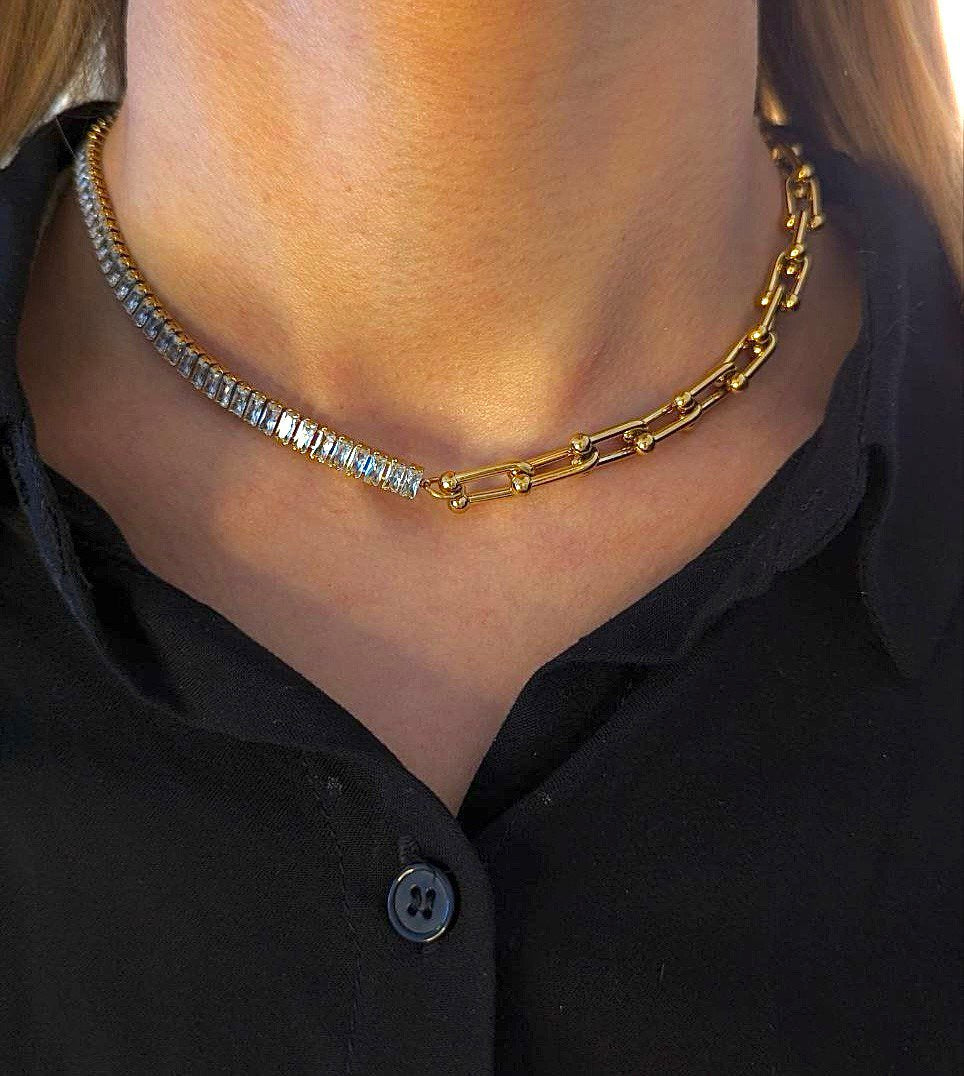 BENITA *CHUNKY CHAIN MEETS TENNIS SPARKLE NECKLACE*