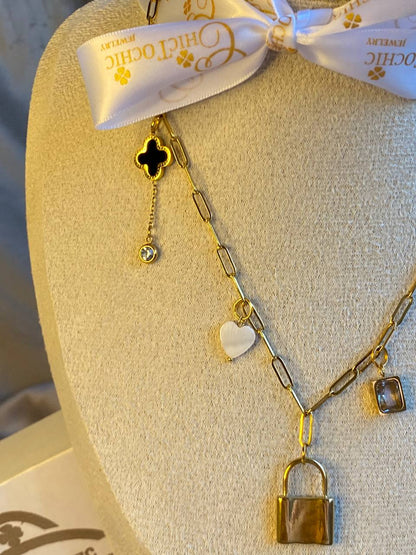 Pearl *Charms*