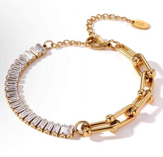 BEATRIX *CHUNKY CHAIN MEETS TENNIS SPARKLE BRACELET*
