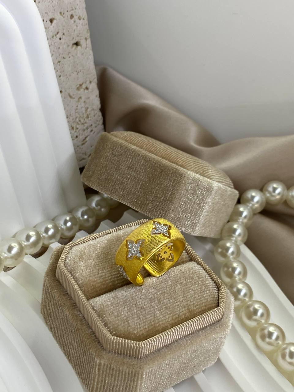 FLORIDA * CLOVER RING *